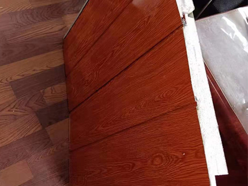 金属装饰保温板